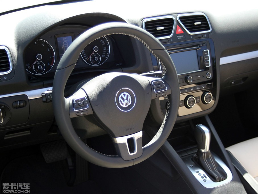 2014��Eos ������