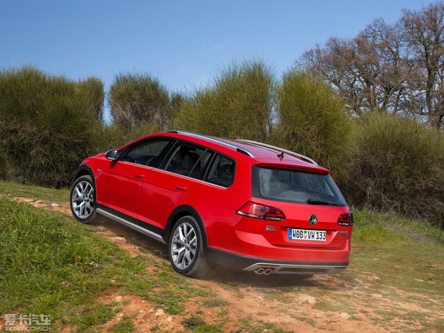 2015Golf܇ Alltrack 