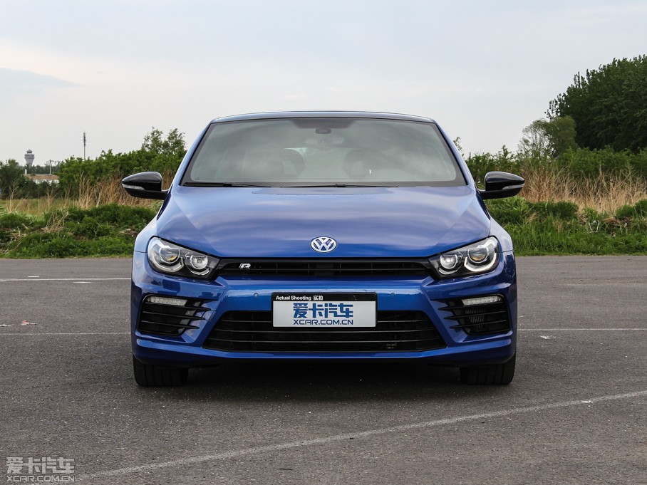 2015пR 2.0 TSI