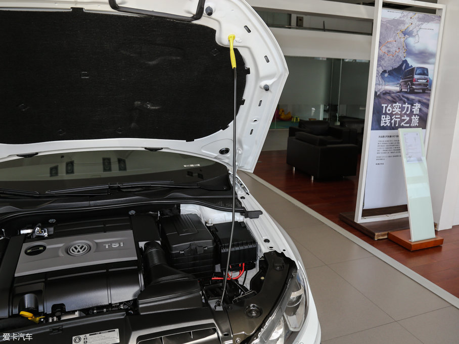 2015���п�R 2.0 TSI