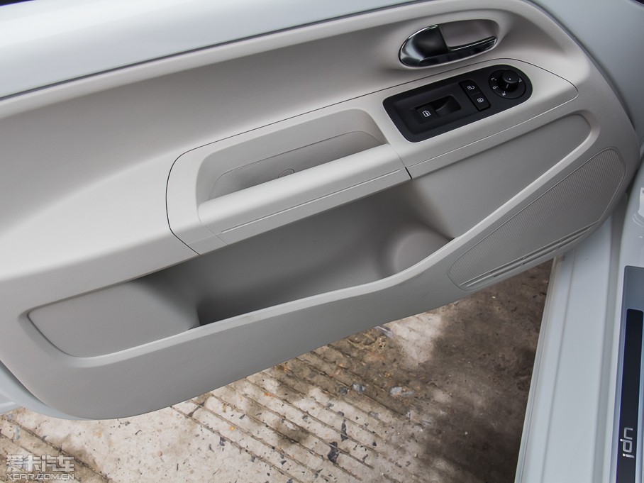 2015���e-up! 늄�܇