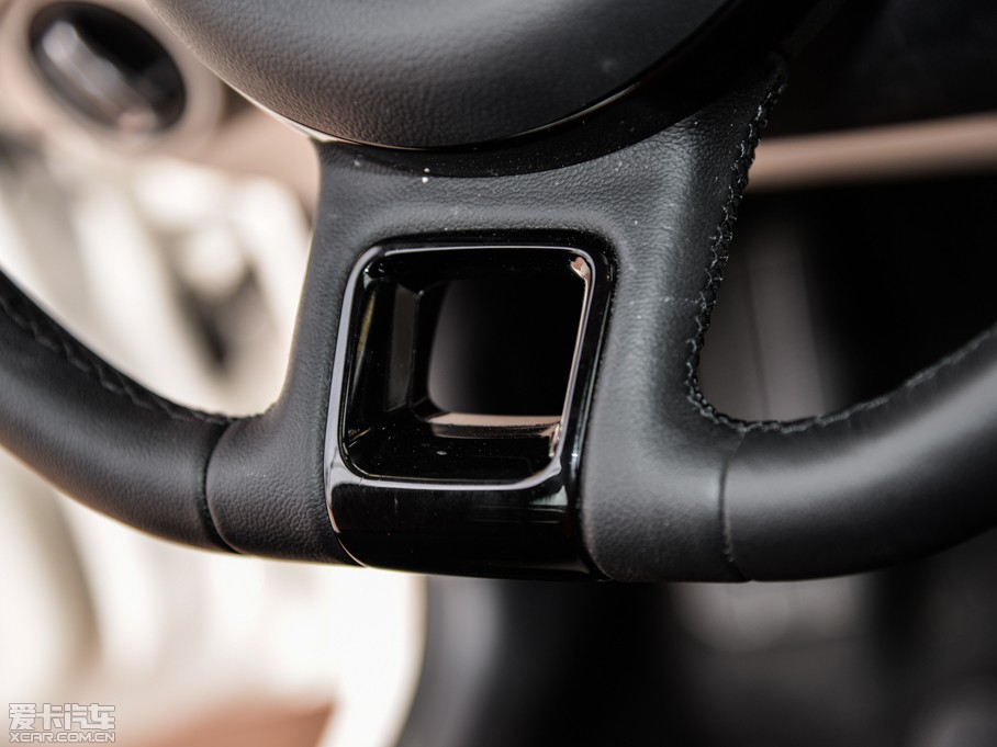 2015���up! high up!