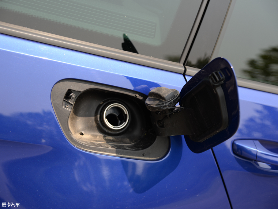 2016��Golf R �����I܇ 2.0TSI