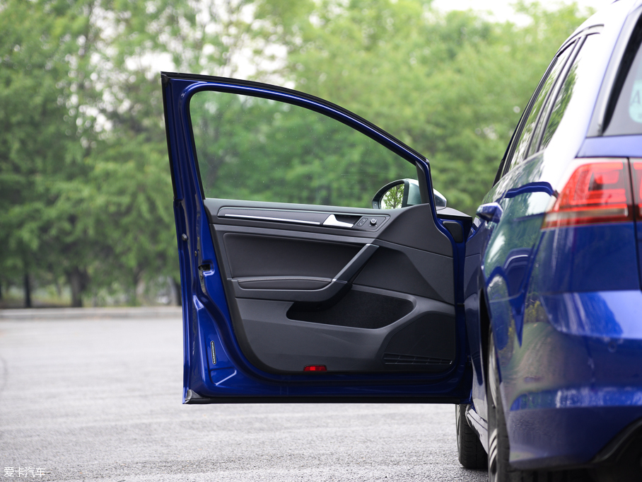 2016��Golf R �����I܇ 2.0TSI