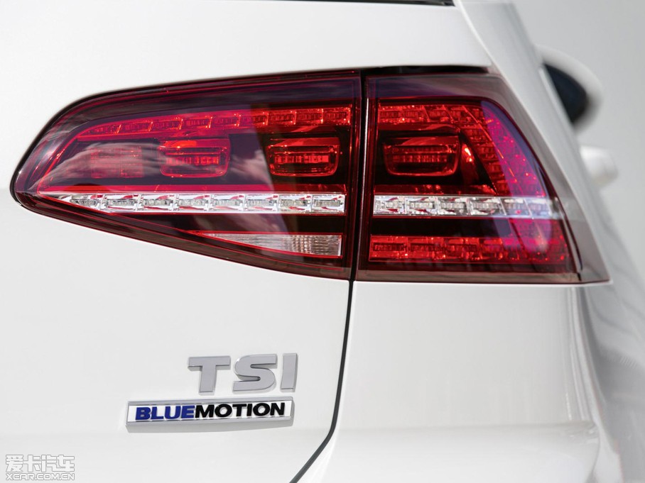 2015Golf BlueMotion