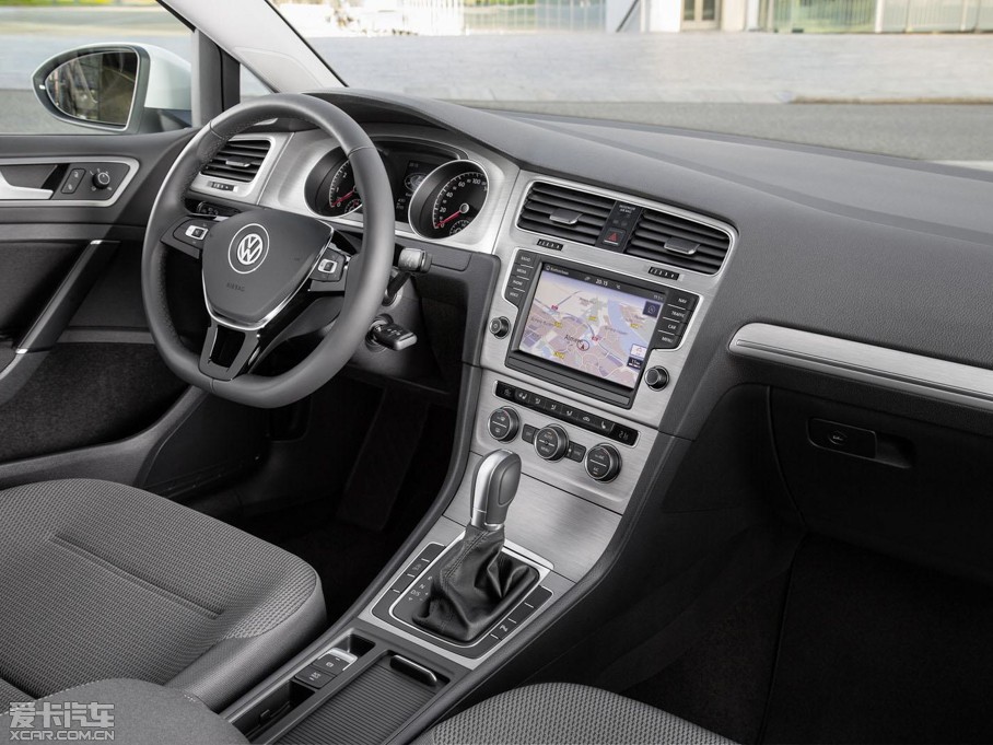 2015Golf BlueMotion