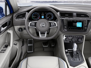 2016�����܇ �п؅^