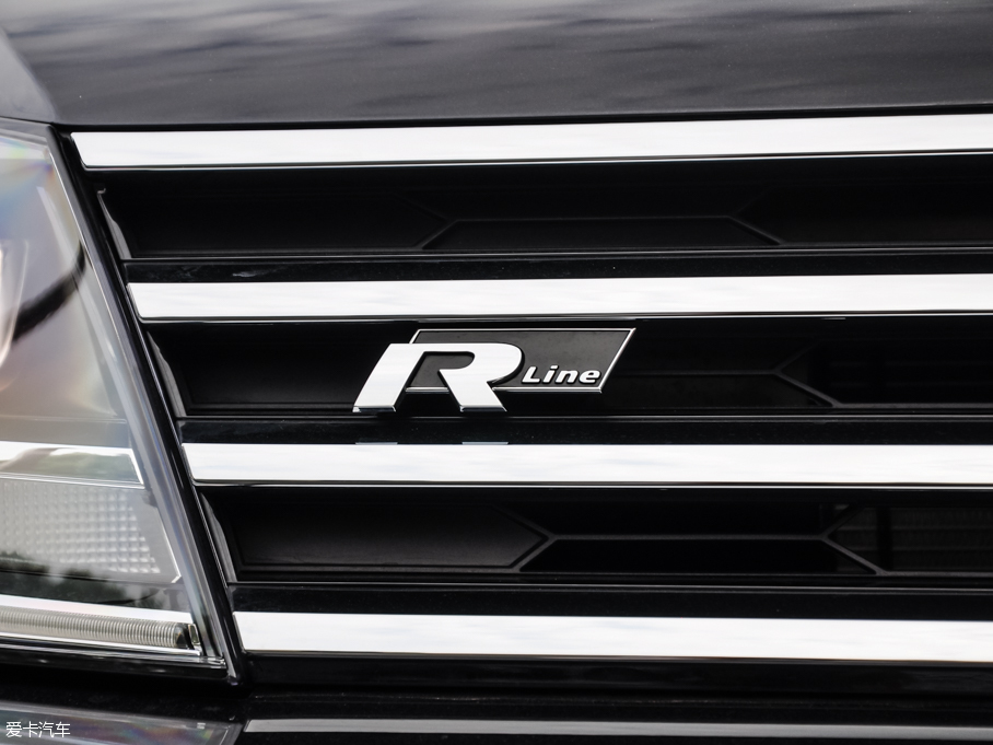 2016;J 3.0 TSI R-Line