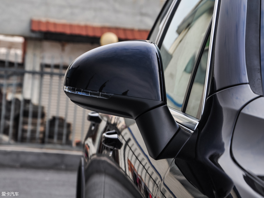 2016;J 3.0 TSI R-Line