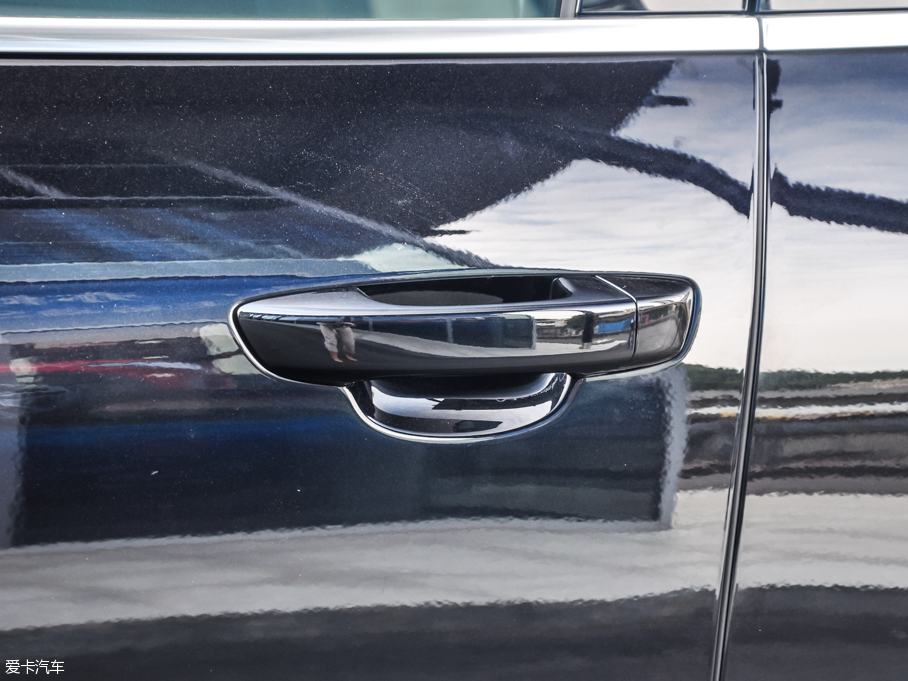 2016;J 3.0 TSI R-Line