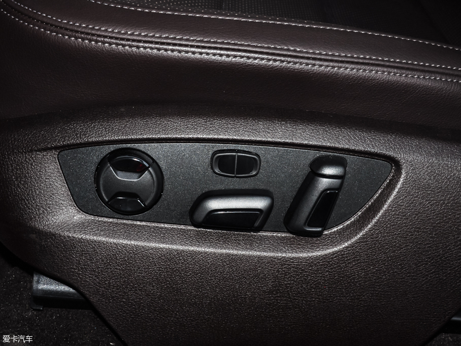 2016;J 3.0 TSI R-Line