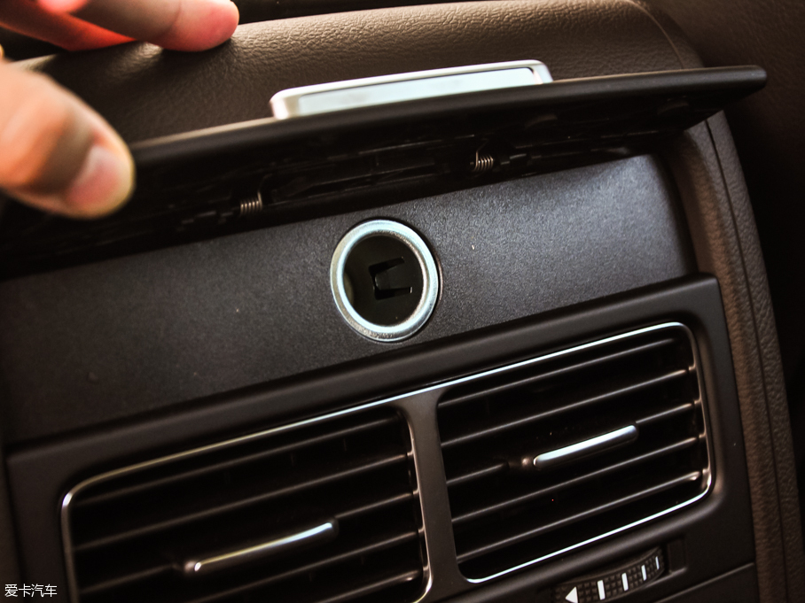 2016;J 3.0 TSI R-Line