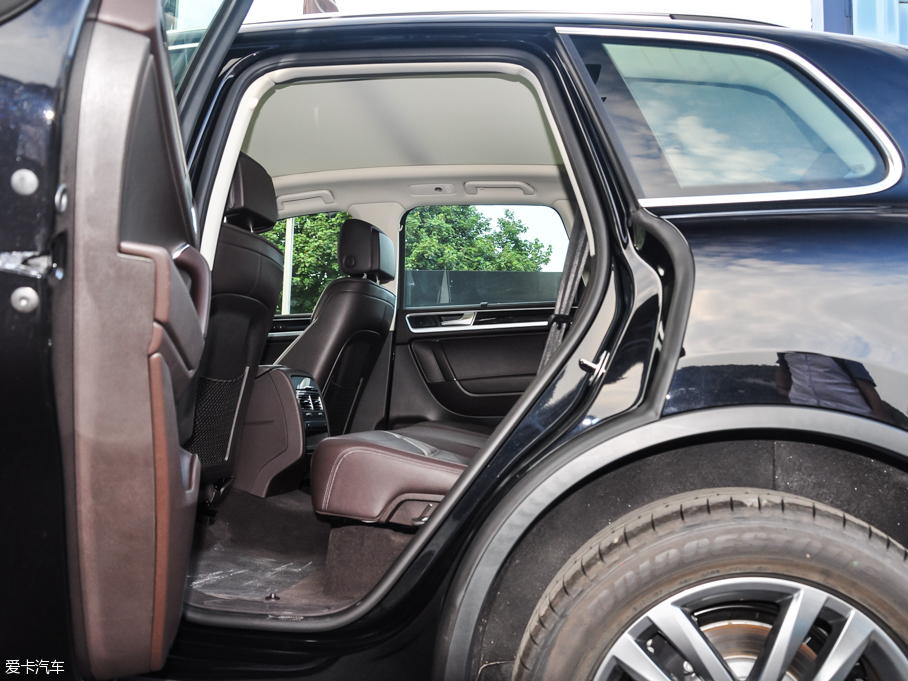 2016;J 3.0 TSI R-Line