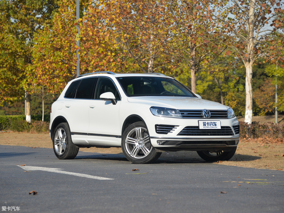 2016;J 3.0 TSI R-Line