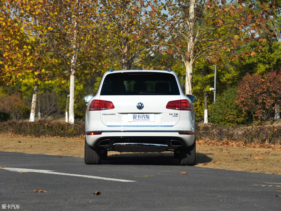 2016;J 3.0 TSI R-Line