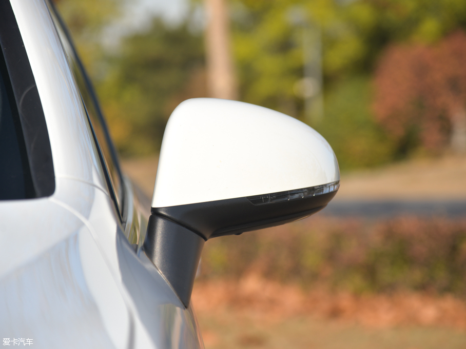 2016;J 3.0 TSI R-Line