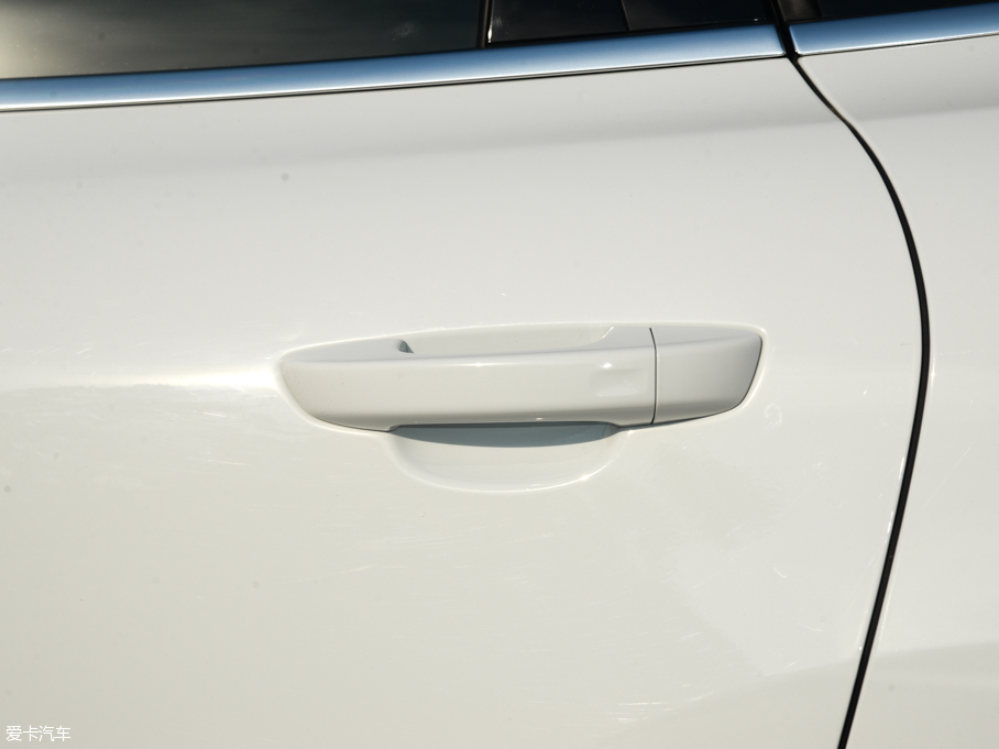 2016;J 3.0 TSI R-Line