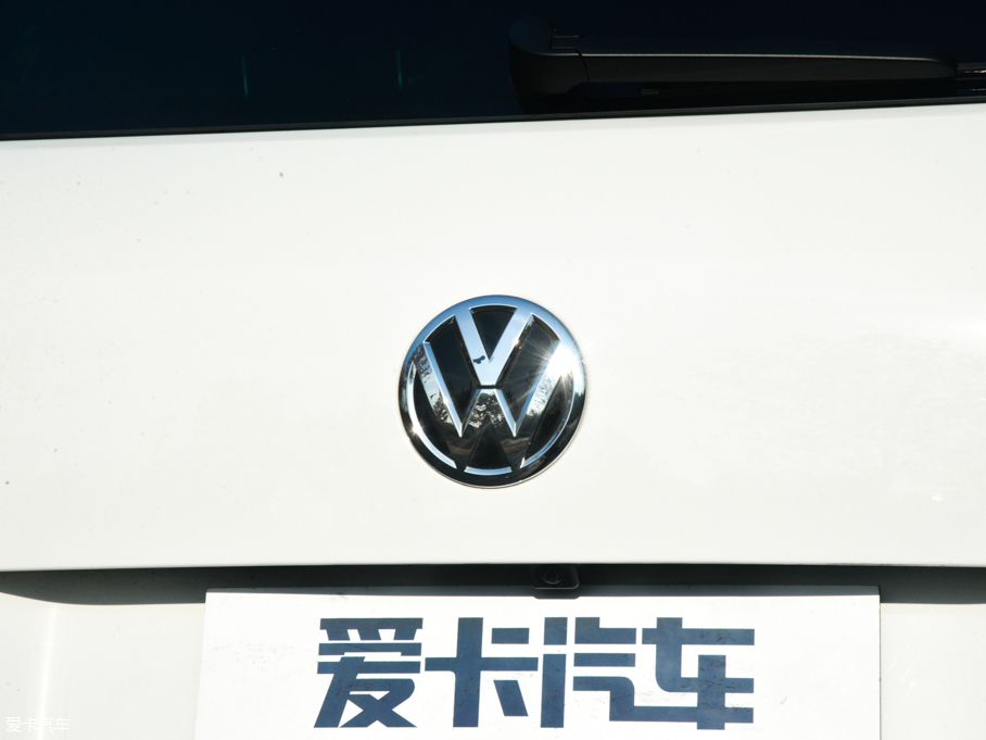 2016;J 3.0 TSI R-Line