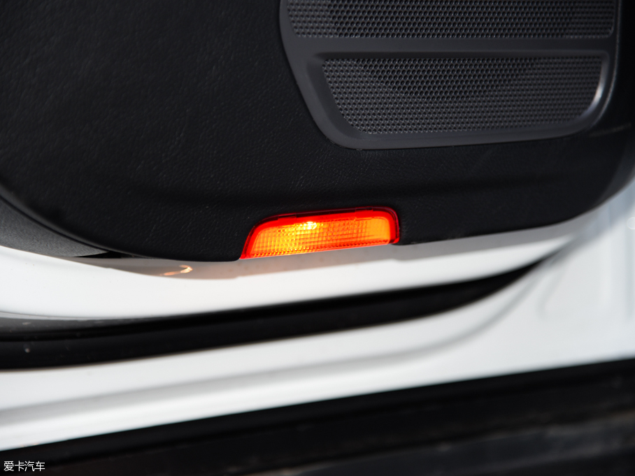 2016;J 3.0 TSI R-Line