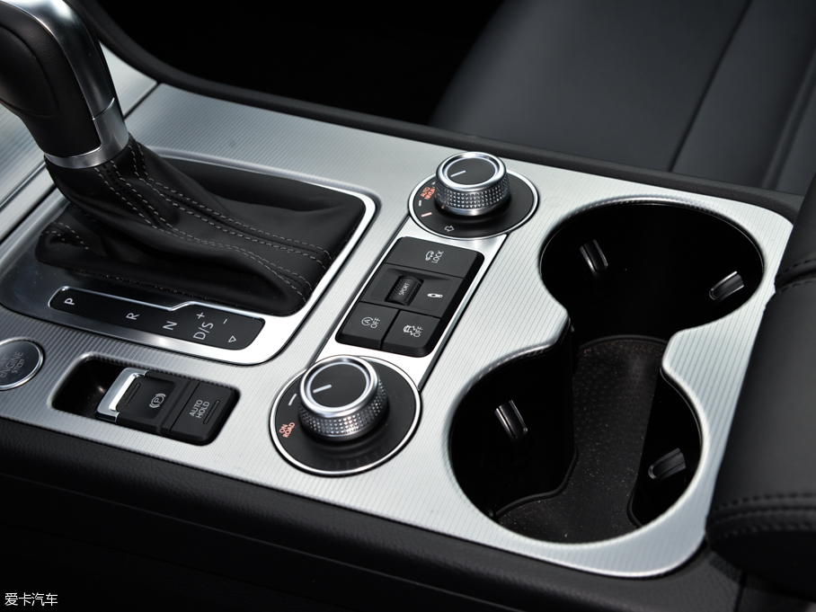 2016;J 3.0 TSI R-Line