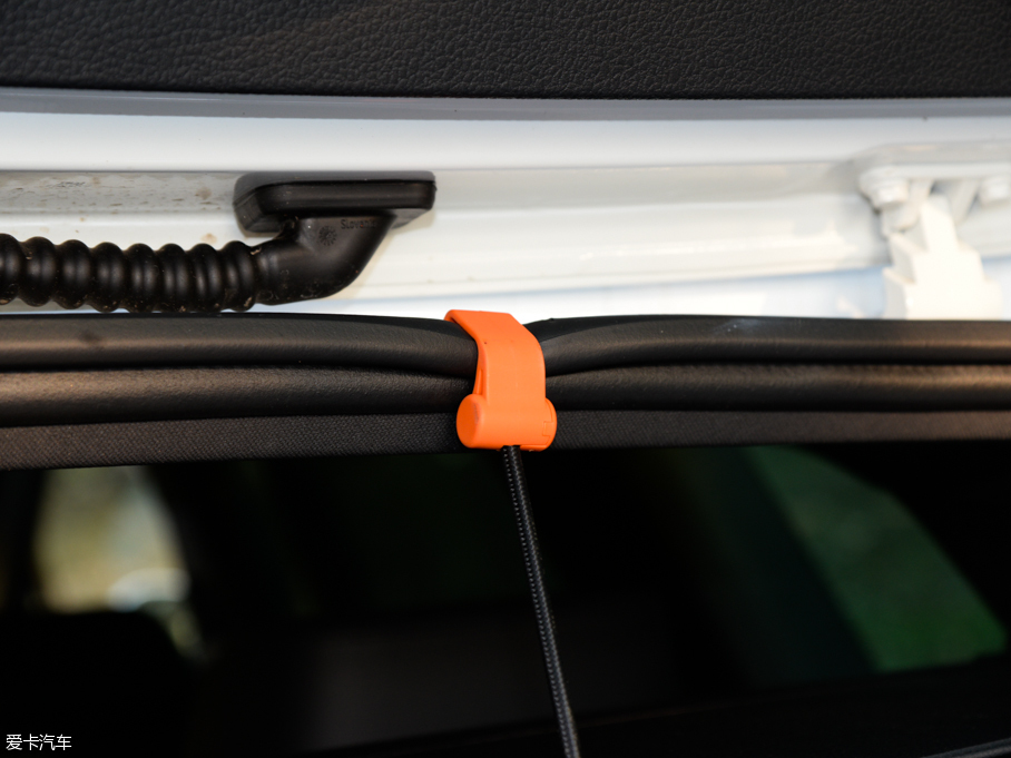 2016;J 3.0 TSI R-Line