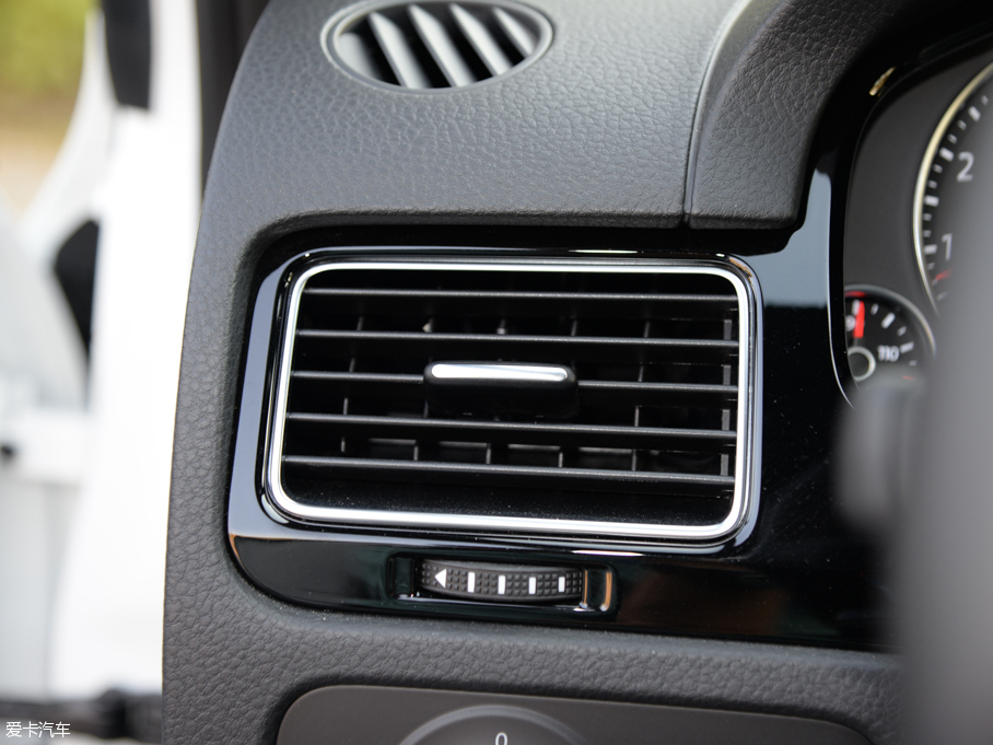 2016;J 3.0 TSI R-Line