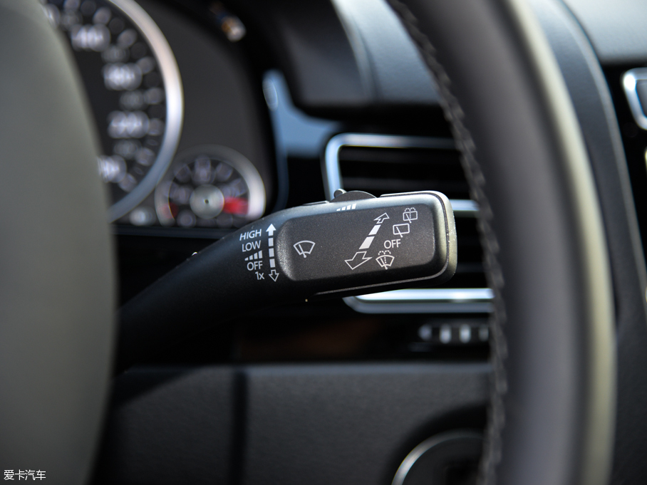 2016;J 3.0 TSI R-Line