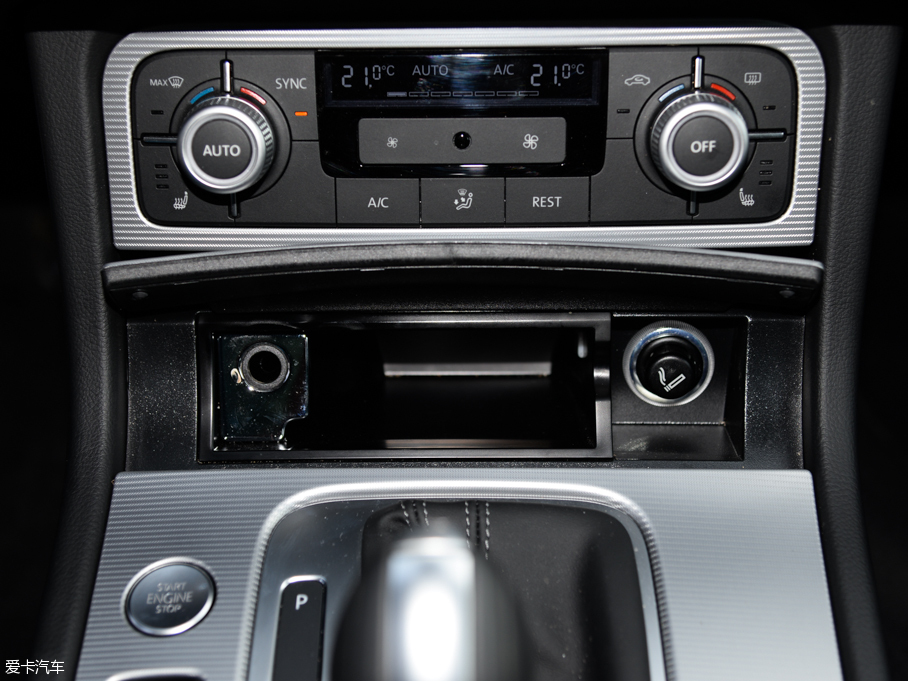 2016;J 3.0 TSI R-Line