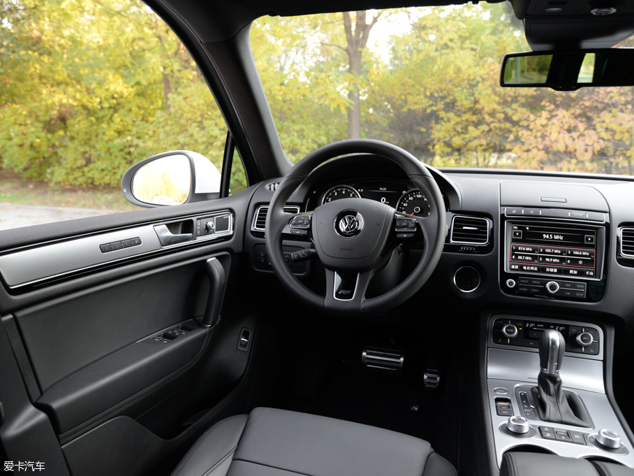 2016;J 3.0 TSI R-Line