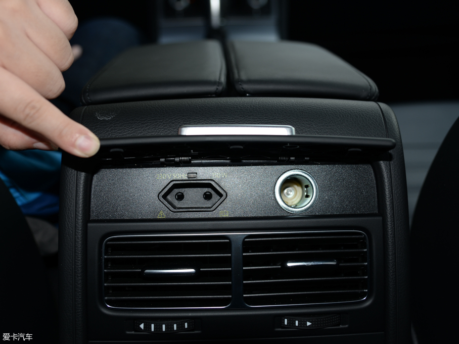 2016;J 3.0 TSI R-Line