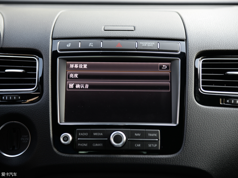 2016;J 3.0 TSI R-Line