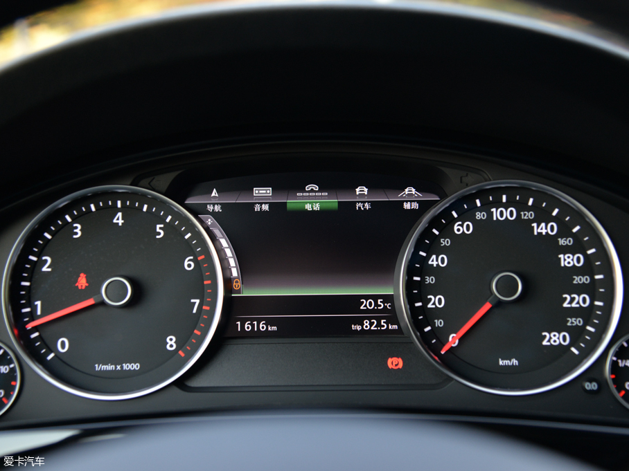 2016;J 3.0 TSI R-Line