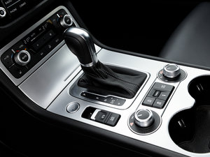 2016款3.0 TSI R-Line 换挡杆