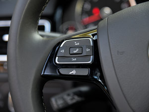 20163.0 TSI R-Line п؅^