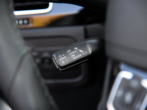 20163.0 TSI R-Line п؅^