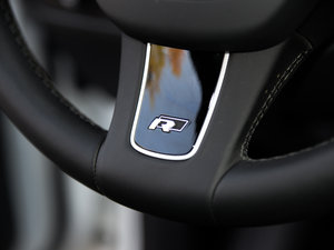 20163.0 TSI R-Line п؅^