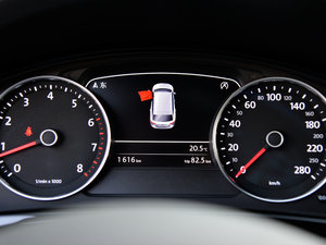 20163.0 TSI R-Line п؅^