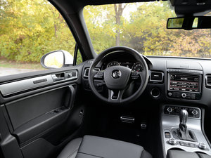 20163.0 TSI R-Line п؅^