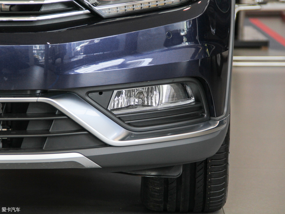 2016ε 380TSI Premium vа