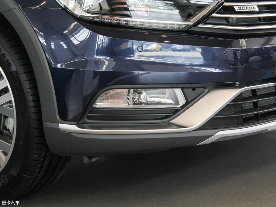 2016ε 380TSI Premium vа