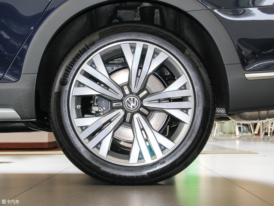 2016ε 380TSI Premium (q)vа