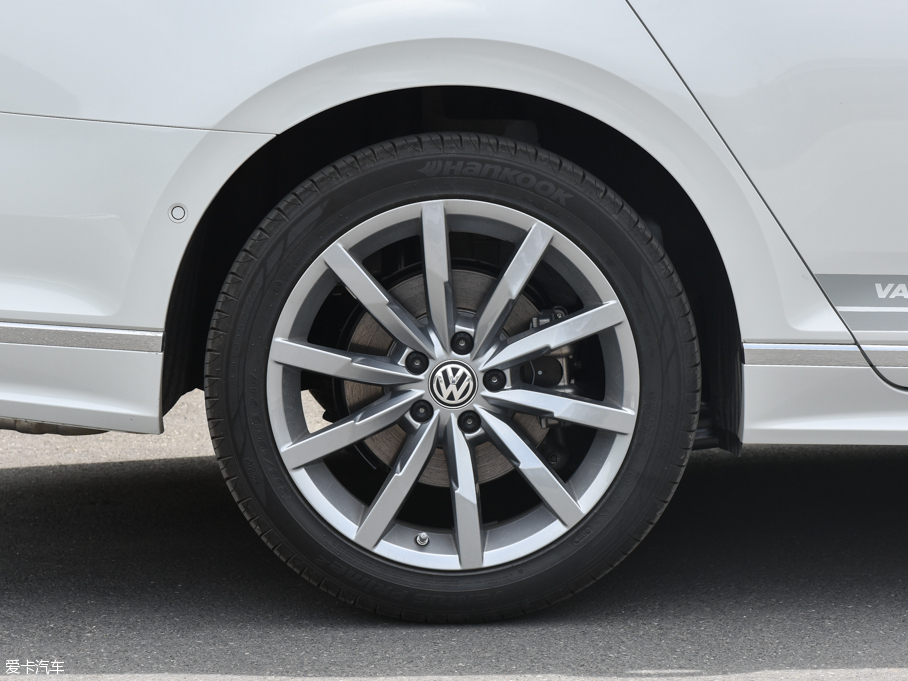 2016ε 380TSI R-Line