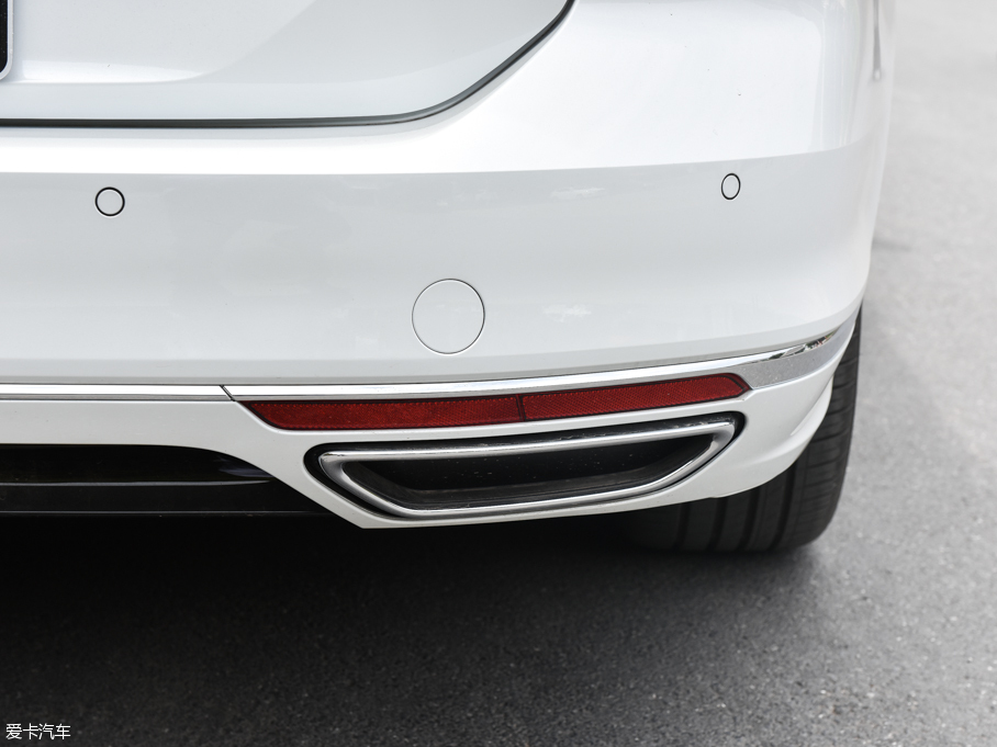 2016ε 380TSI (q)R-Line