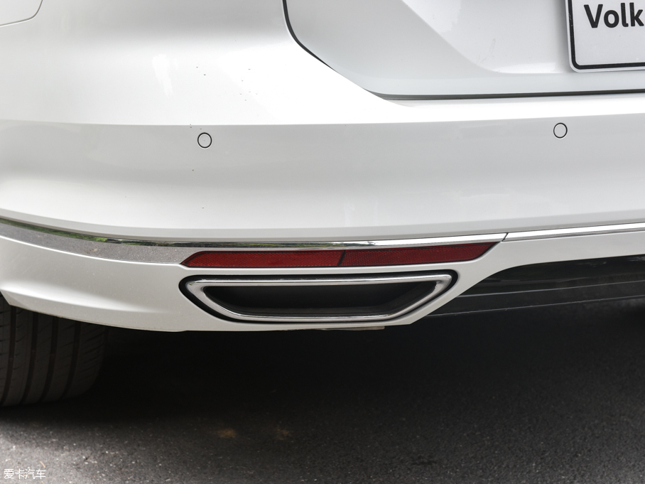 2016ε 380TSI (q)R-Line