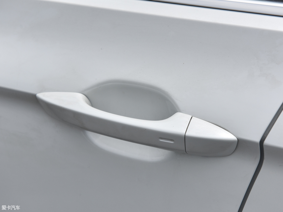 2016ε 380TSI R-Line