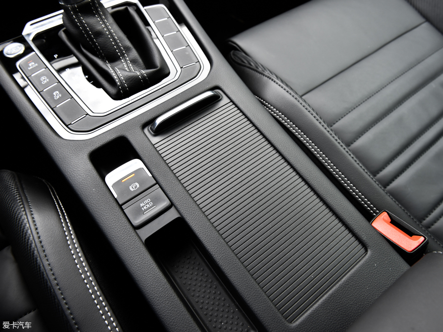 2016ε 380TSI R-Line