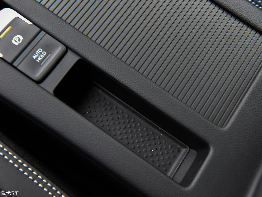 2016ε 380TSI R-Line