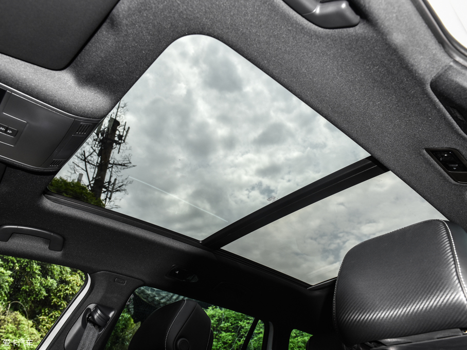 2016ε 380TSI R-Line