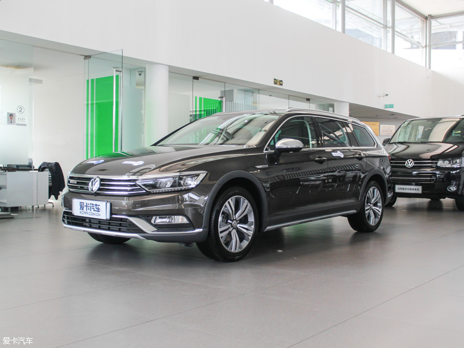 2016ε 380TSI Unlimited а