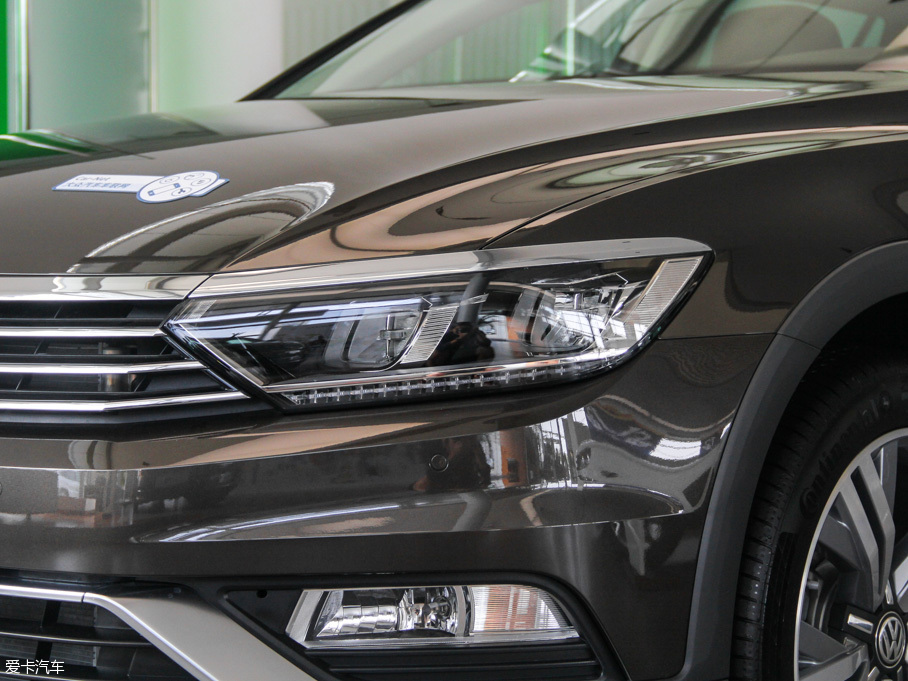 2016ε 380TSI Unlimited а